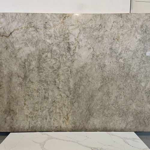 1. kwarcyt CRISTALLO AFRICA 310x192x2cm poler