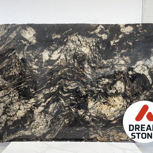 11. granit Titanium Gold 320x200x2cm poler