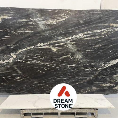 15. kwarcyt Belvedere 320x182x3cm szczotka