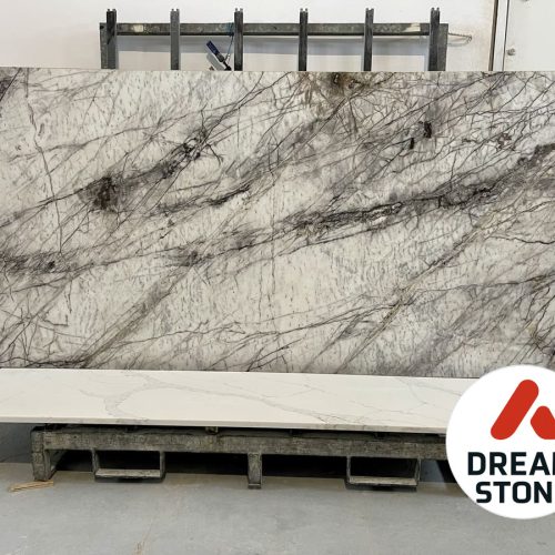2. marmur White Queen 255x120x2cm poler