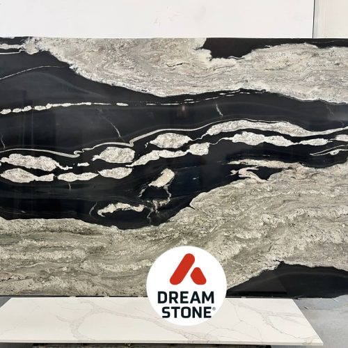 30. kwarcyt Cpacabana 300x185x2cm poler