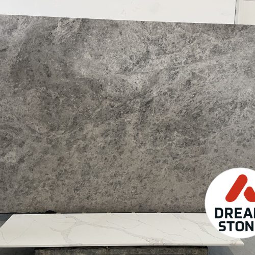 4. marmur Tundra Grey 280x190x2cm satyna